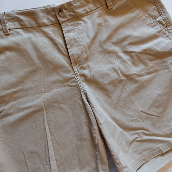 Columbia Pants - Columbia‎ PFG Shorts Women's Size 14 Stretch Khaki 8" Outdoors Fishing